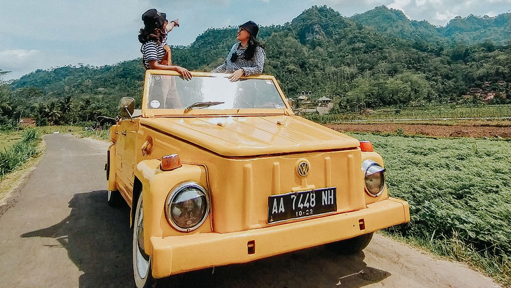Sewa VW Safari Borobudur: Cara Seru Keliling Desa Wisata Magelang ala Healingers