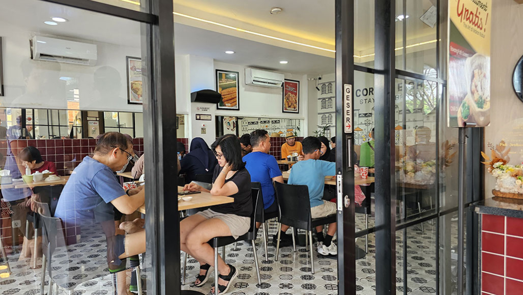 Bubur Kanton Enak di Karawaci: Menu Lengkap & Murah Mulai 20 Ribuan